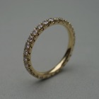 Nr. 75, 750/000 Gelbgold, 29 Brillanten TW/VSI (1,8 mm, 0,68 ct), B&ouml;gen